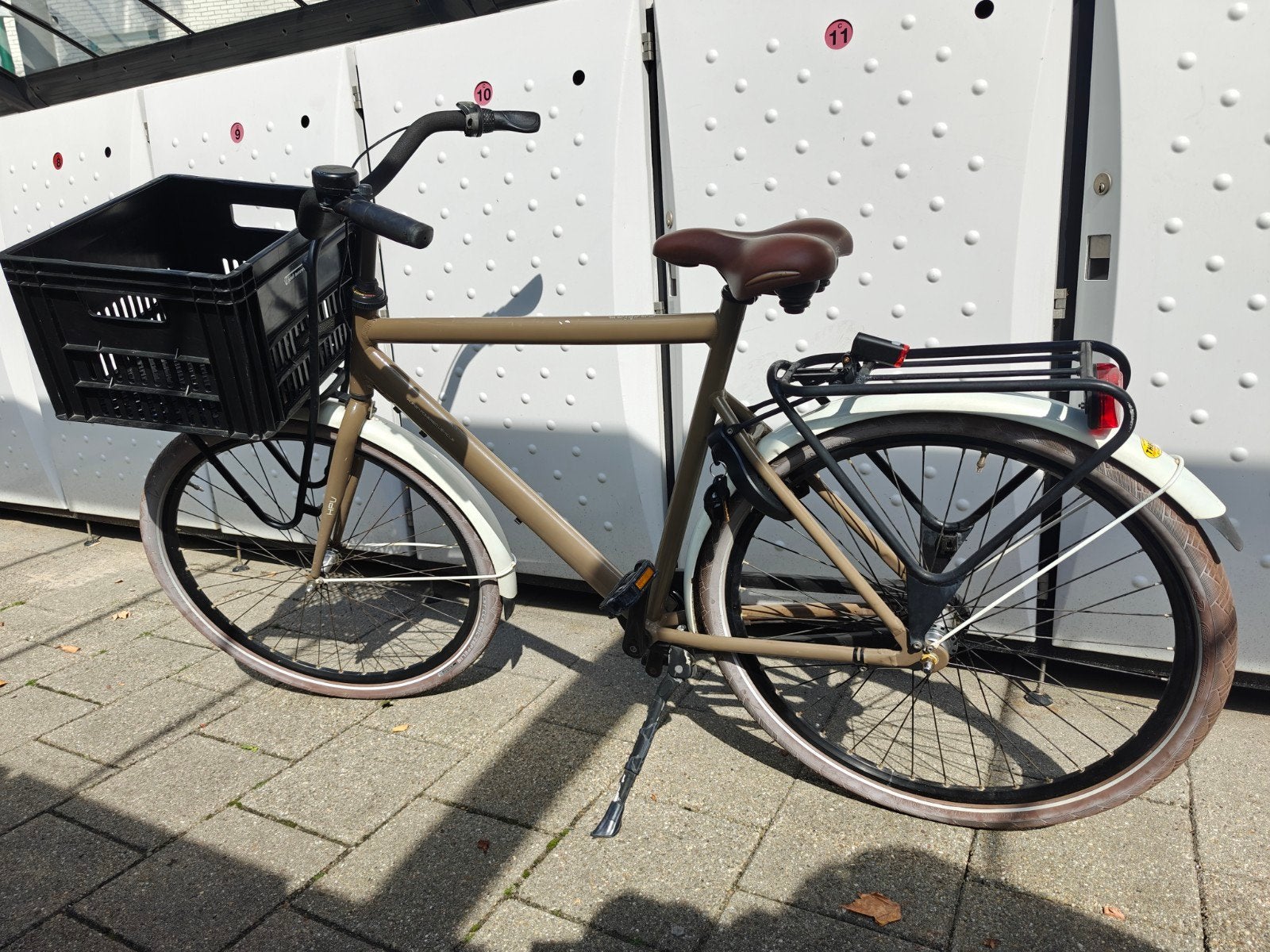 Cortina hpv:Stevige transportfiets met mand en versnellingen, Fietsen en Brommers, Overige merken, Velgrem, Versnellingen, Ophalen of Verzenden