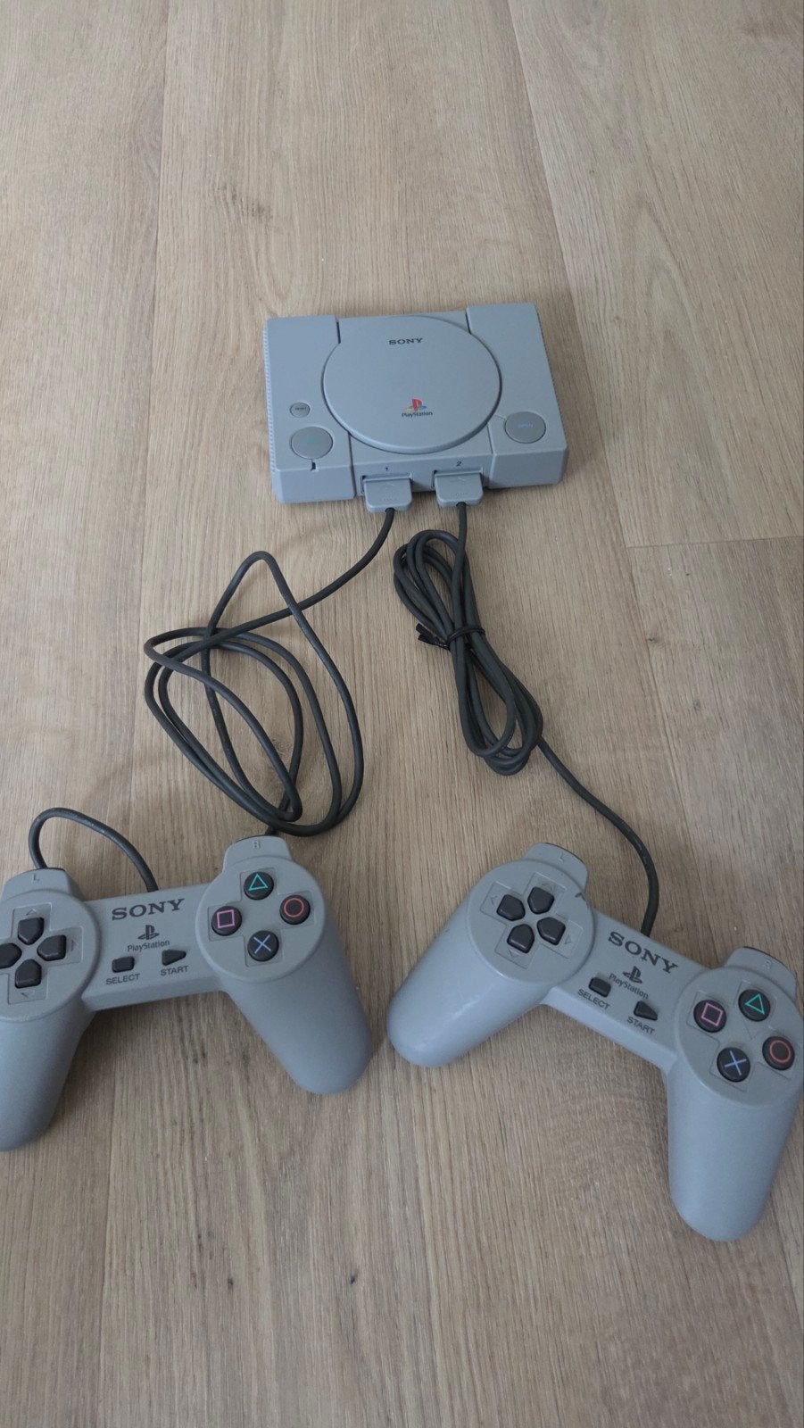 Sony PlayStation Classic(mini) met 2 controllers, Ophalen of Verzenden, Zo goed als nieuw, Met 2 controllers, Met games
