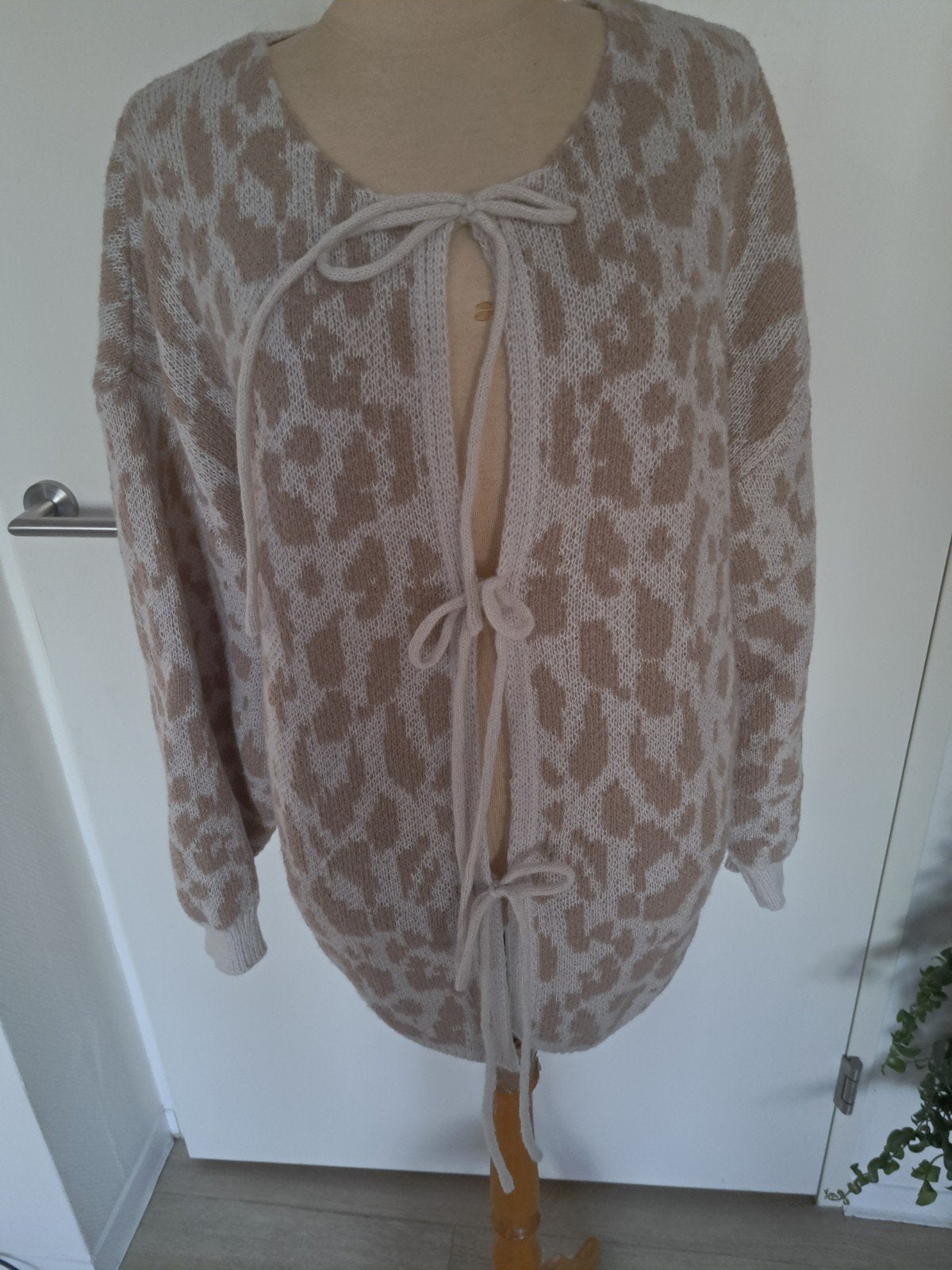 vest tot maat 46 beige, Verzenden, Zo goed als nieuw, Beige