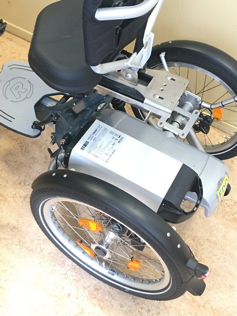 Foto 7 van Van Raam Easy Go Scootmobielfiets