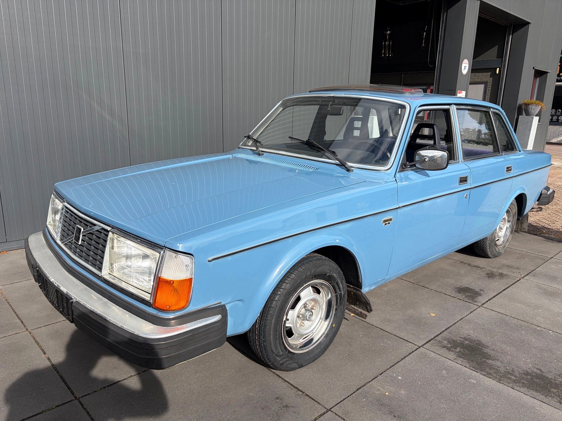 Volvo 240 2.1 GL, Auto's, Automaat, Gebruikt, 4 cilinders, Blauw