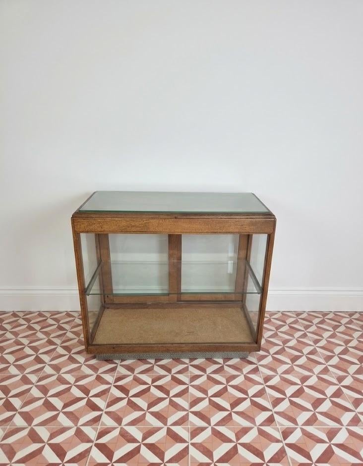 Prachtige vintage / antieke toog vitrine, Ophalen