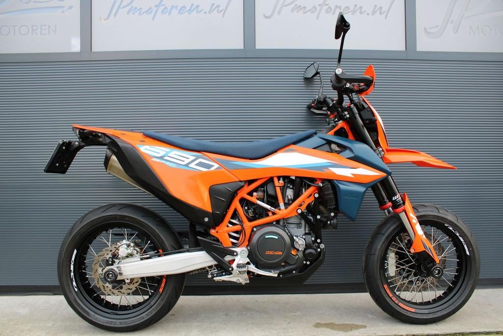 KTM 690 SMC-R smc (2023) *Org.NL*Tekmo*, 693 cc, KTM, Motorrijbewijs A, Bedrijf