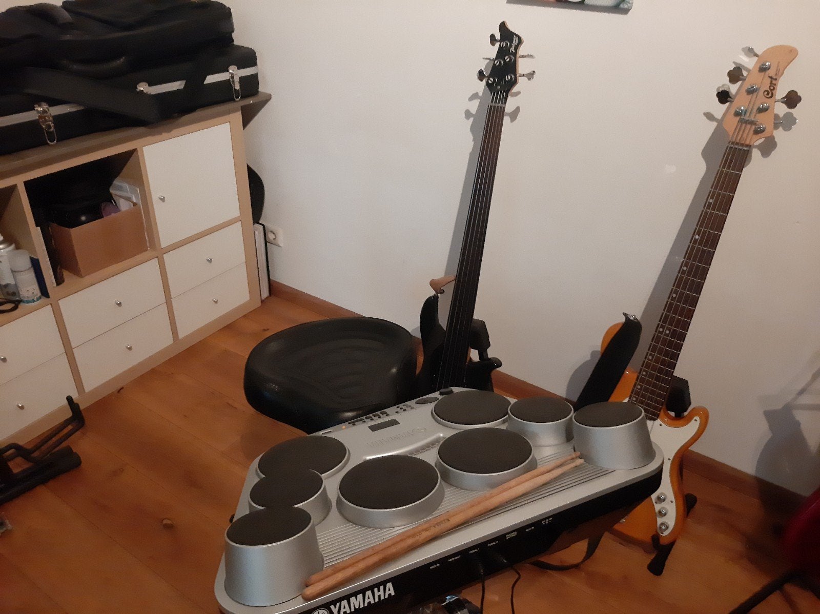 Yamaha DD-65 electronic drumstel+ drumkruk+ onderstel, Muziek en Instrumenten, Drumstellen en Slagwerk, Ophalen, Gebruikt, Ludwig