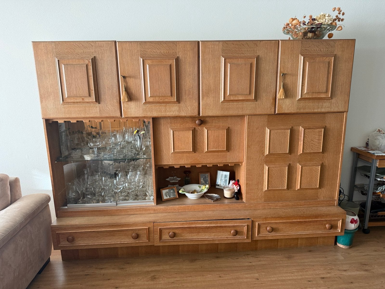 Eikenhouten woonkamerkast met spiegel en bar, Ophalen, Gebruikt, Eikenhout, 200 cm of meer