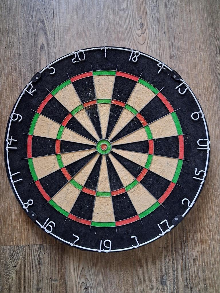 Dartbord - Gebruikt met lichte gebruikssporen, Ophalen, Gebruikt, Dartbord