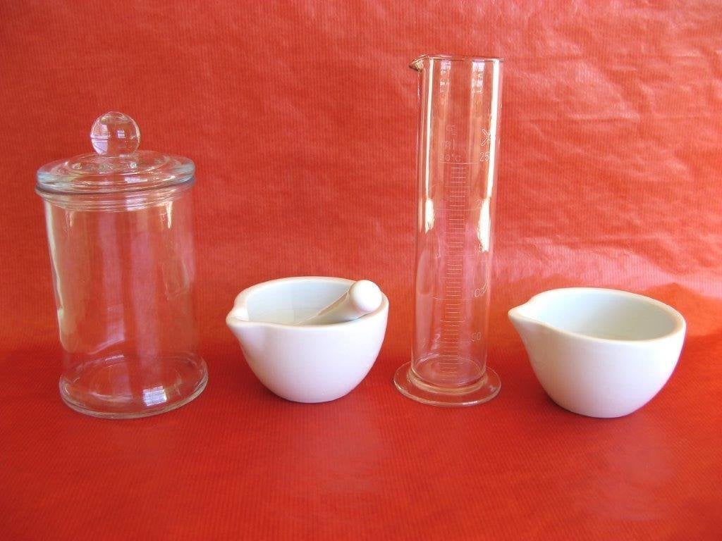 Laboratorium vijzels en glas, Ophalen of Verzenden, Gebruikt, Meerdere media
