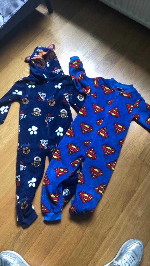 2 fluffy onesies, Ophalen of Verzenden, Zo goed als nieuw, Regenjas