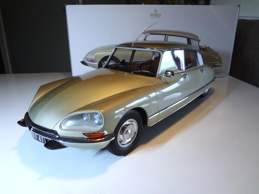 Citroen DS 23 Pallas IE 1973 beige Norev 1:12.Topmodel!, Hobby en Vrije tijd, Modelauto's | 1:5 tot 1:12, Verzenden, Nieuw, Auto