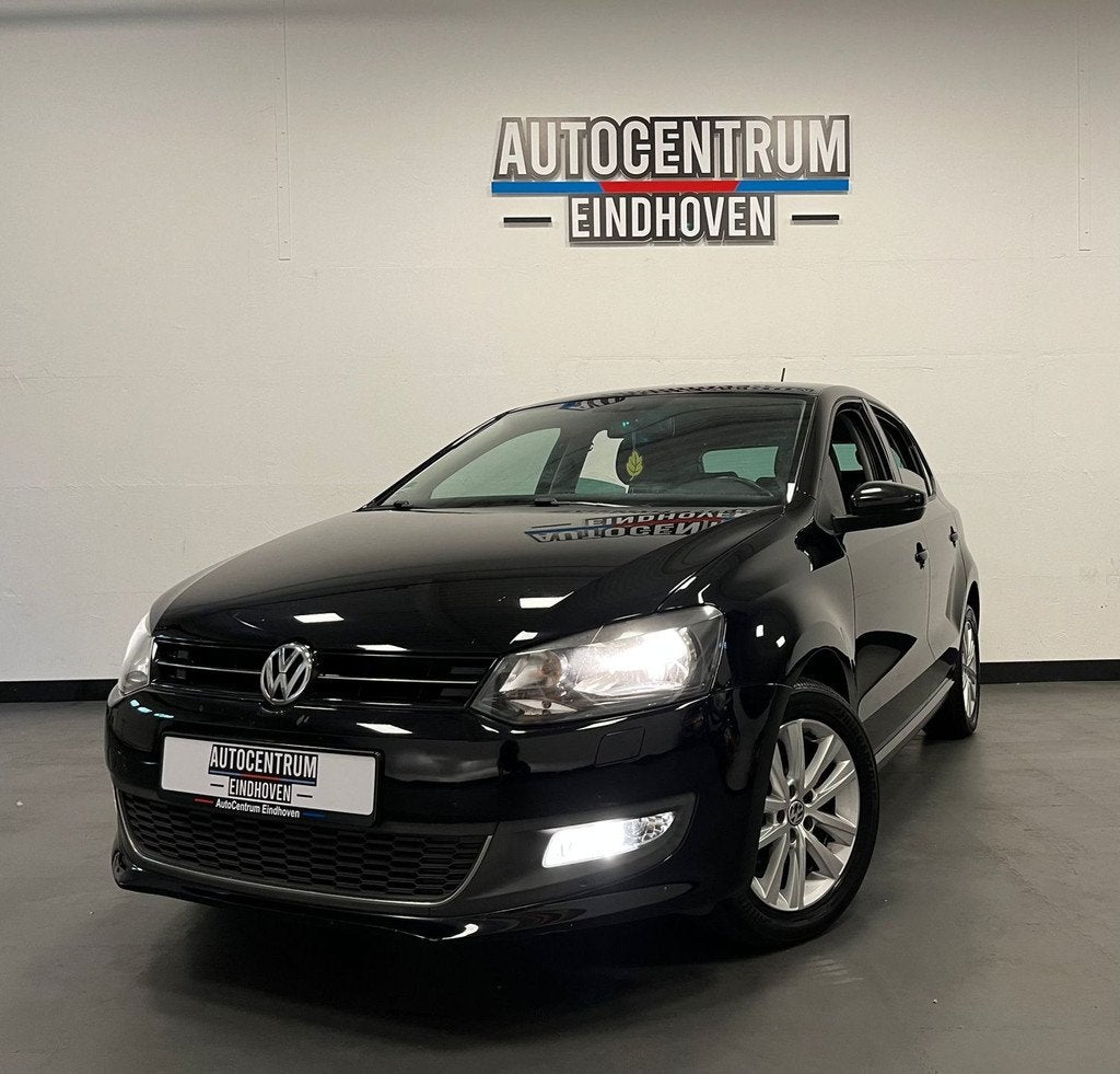 Volkswagen Polo 1.2 Easyline zeer netjes & nieuwe apk, Voorwielaandrijving, Stof, Gebruikt, Stoelverwarming