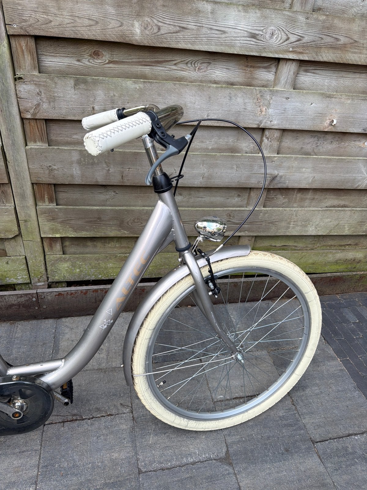 26 inch fiets met terugtraprem en handremmen, Ophalen of Verzenden, Gebruikt