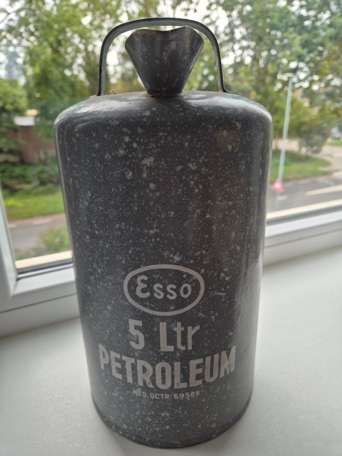 Vintage geëmailleerde Esso petroleumkan, Ophalen of Verzenden