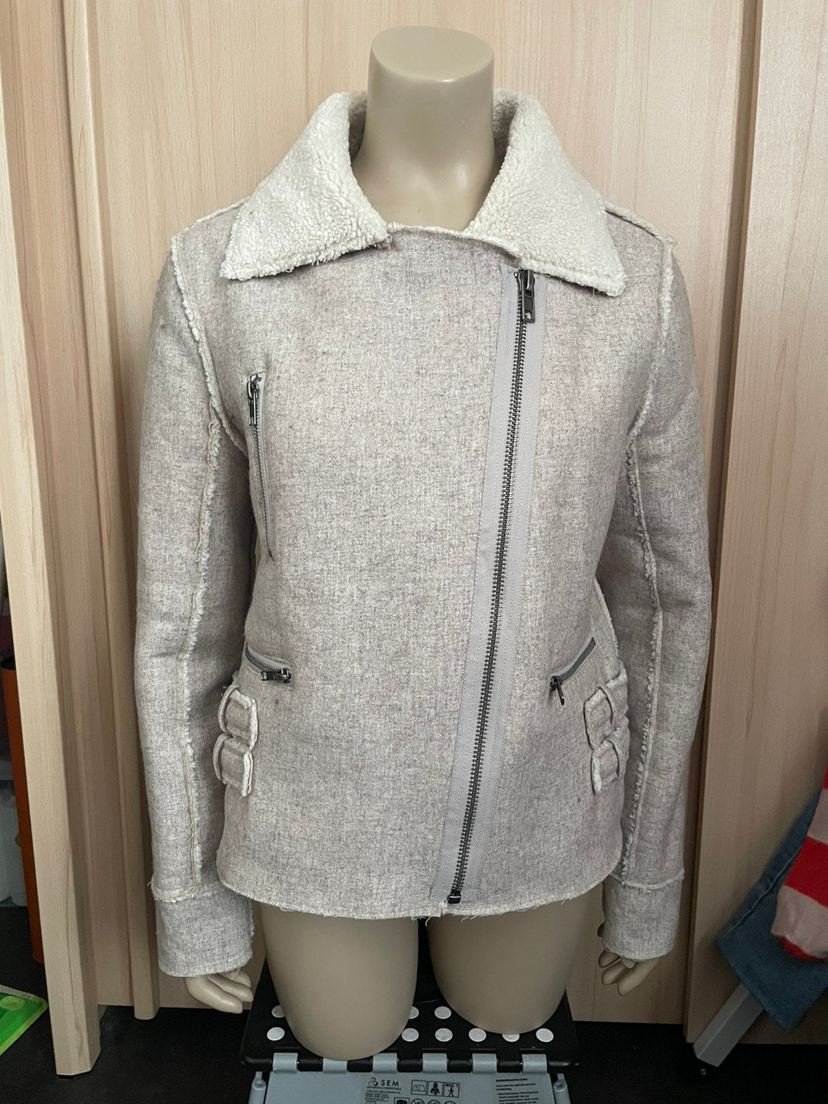 Teddy tussenjas wol yaya woman jas zand beige crème m 38, Ophalen of Verzenden, Gedragen, Maat 38/40 (M), Beige