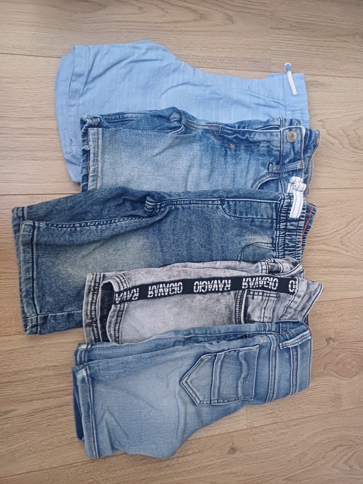 Leuke kinder korte broeken maat 122, Ophalen of Verzenden, Zo goed als nieuw, Jongen