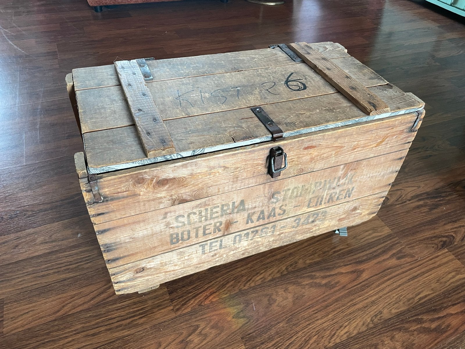 Vintage houten kist op wielen met palmboom tafelzeil, Ophalen, Gebruikt, 50 tot 100 cm, 5 – 50