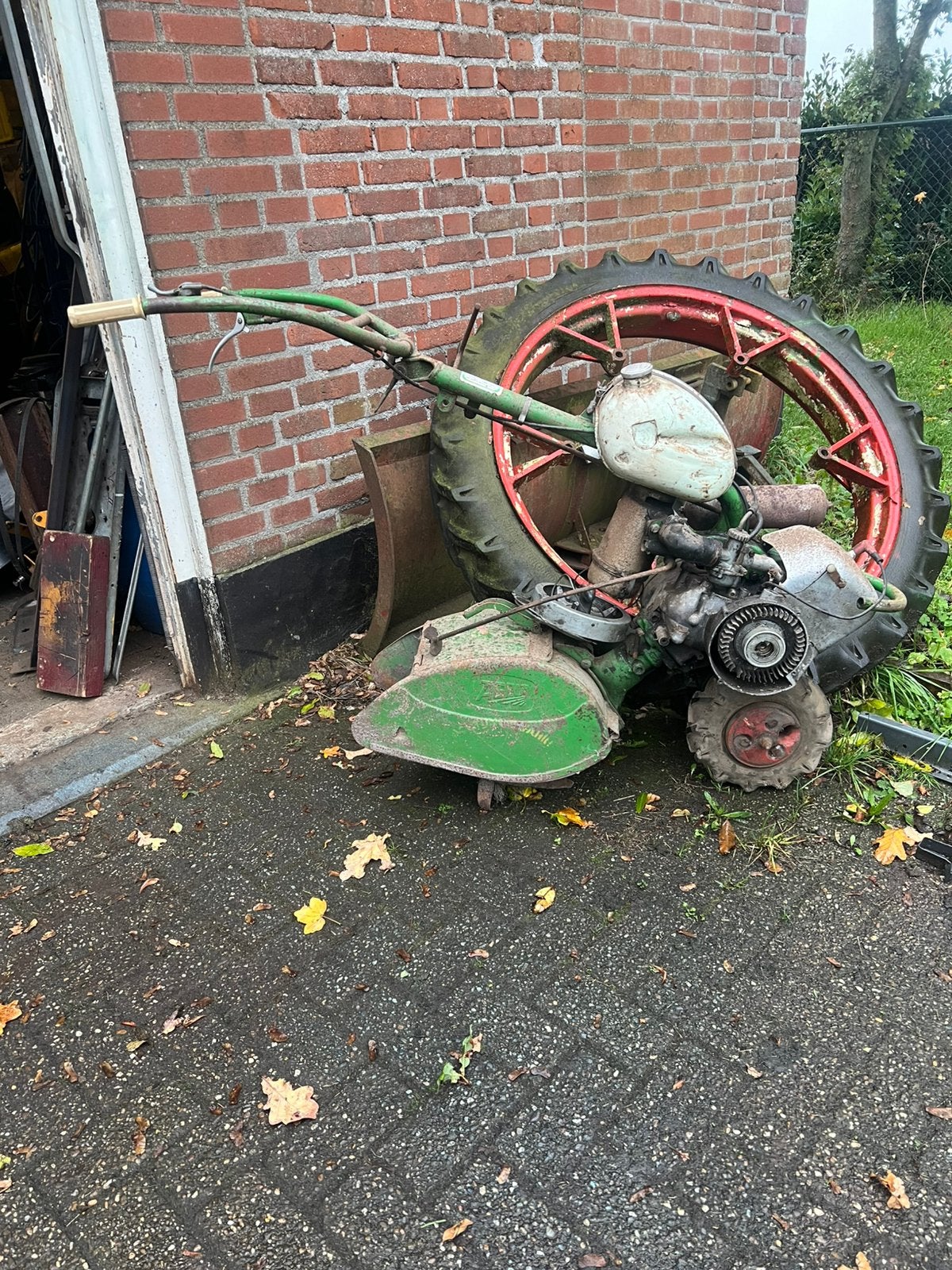 Schuurvondst: Agria Baby oldtimer tuinfrees, 2100?, Benzine, Gebruikt, Mockmuhl (D), Info@agria.de