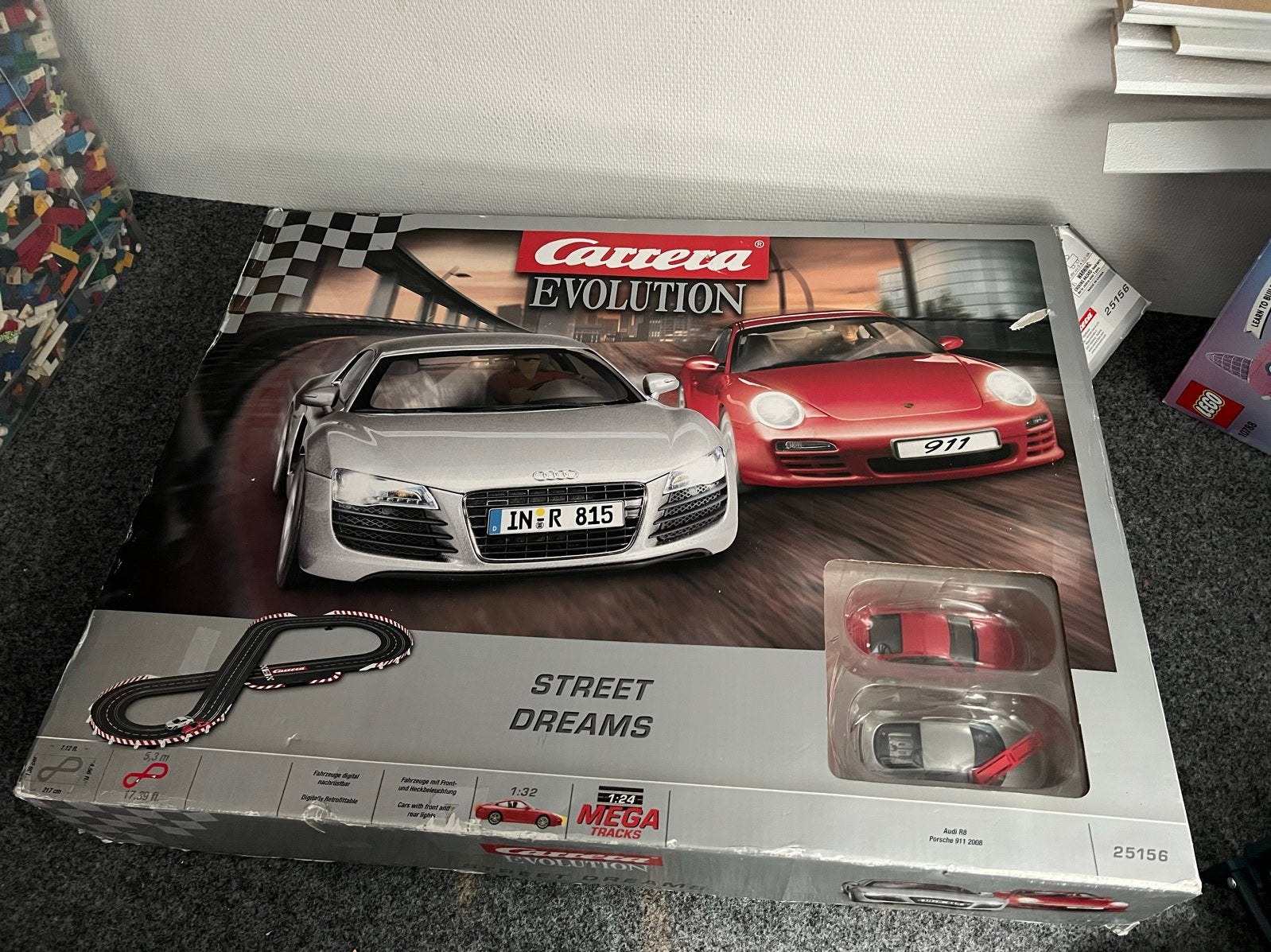 Carrera Evolution Racebaan met Auto's - Achterbanden aan ver, Carrera, Ophalen of Verzenden, Elektrisch, Racebaan