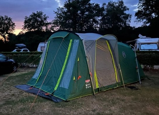 Coleman MacKenzie 4 BlackOut tunneltent - Ruime Gezinstent, Ophalen, Zo goed als nieuw, Tot en met 4
