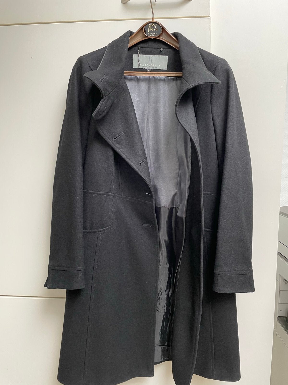Mart Visser The Coat Collection Zwarte Jas Maat 42, Ophalen, Zo goed als nieuw, Maat 42/44 (L), Zwart