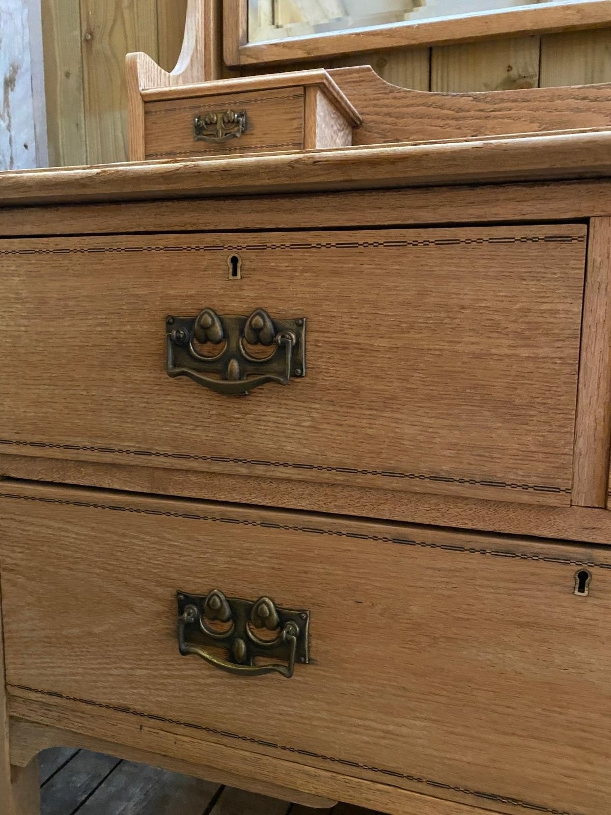 Charmante Franse kaptafel toilettafel met spiegel, Ophalen