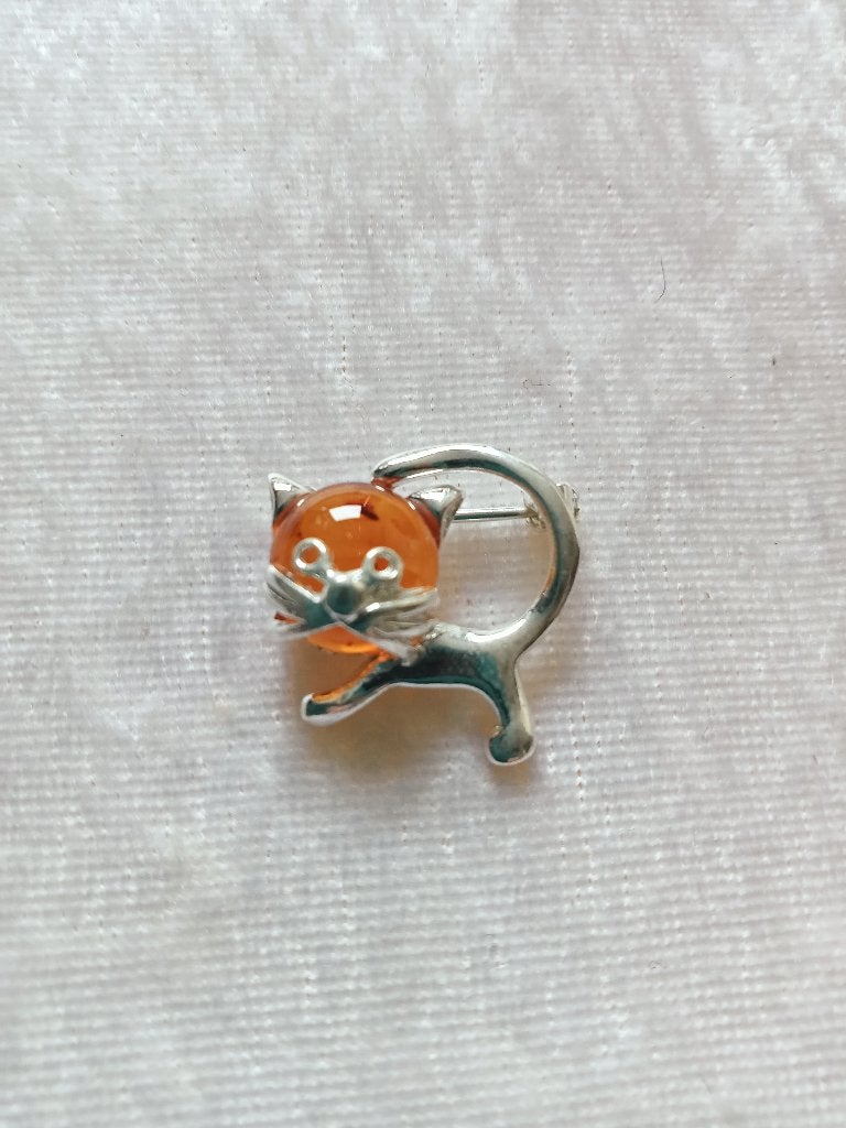 Mooie Kleine Fijne Zilveren Broche - Poesje met Barnsteen, Verzenden, Zilver, Broche, Met edelsteen