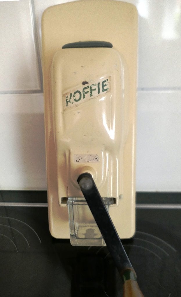 Vintage PeDe wandkoffiemolen (jaren 50) – Crème, Ophalen of Verzenden