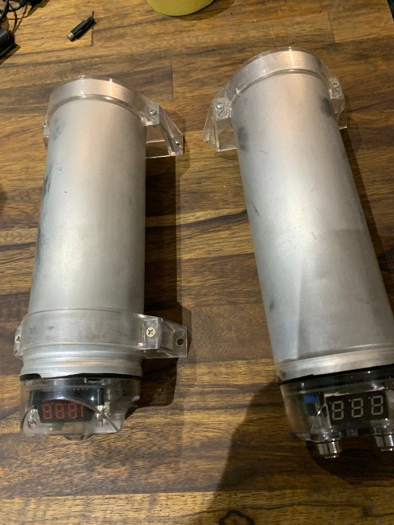 Set van 2 Powercaps / Condensatoren  (met Digitaal Display), Ophalen of Verzenden, Gebruikt