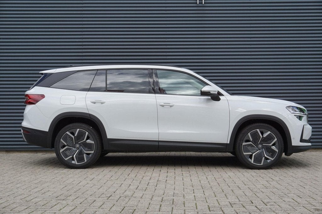 Skoda Kodiaq 1.5 TSI 204pk PHEV Business Edition | Panoramad, Auto's, Skoda, 12 maanden, Euro 6, 4 cilinders, Alcantara