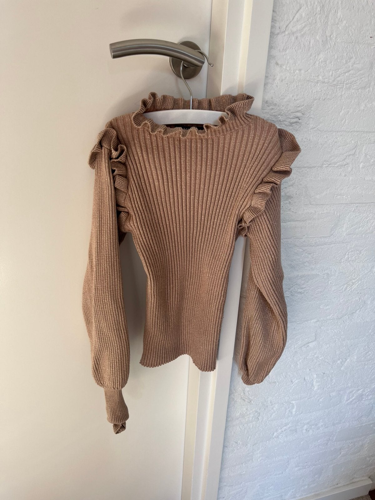Dunne gouden glitter trui maat 134-140, Kinderen en Baby's, Ophalen of Verzenden, Zo goed als nieuw, Meisje, Trui of Vest