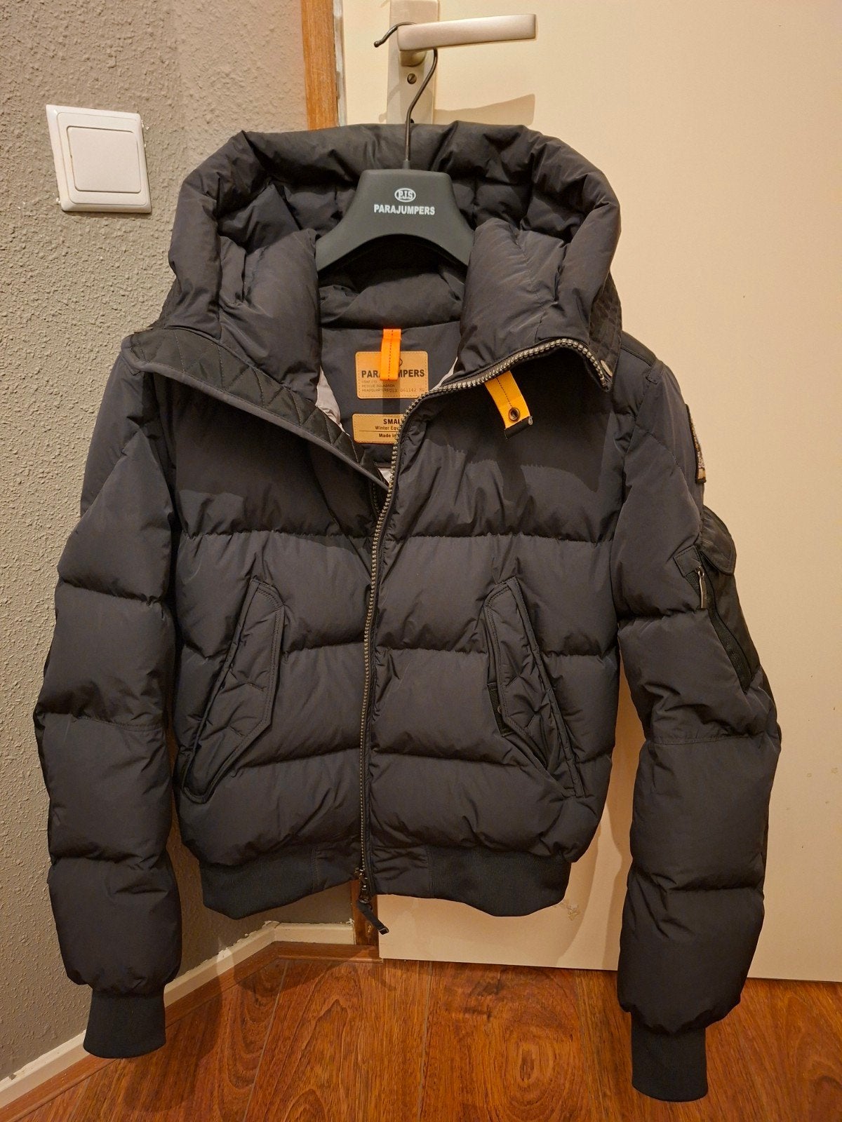 Parajumpers Wilmont Jas - Zwart, Maat S, Ophalen of Verzenden, Zo goed als nieuw, Zwart