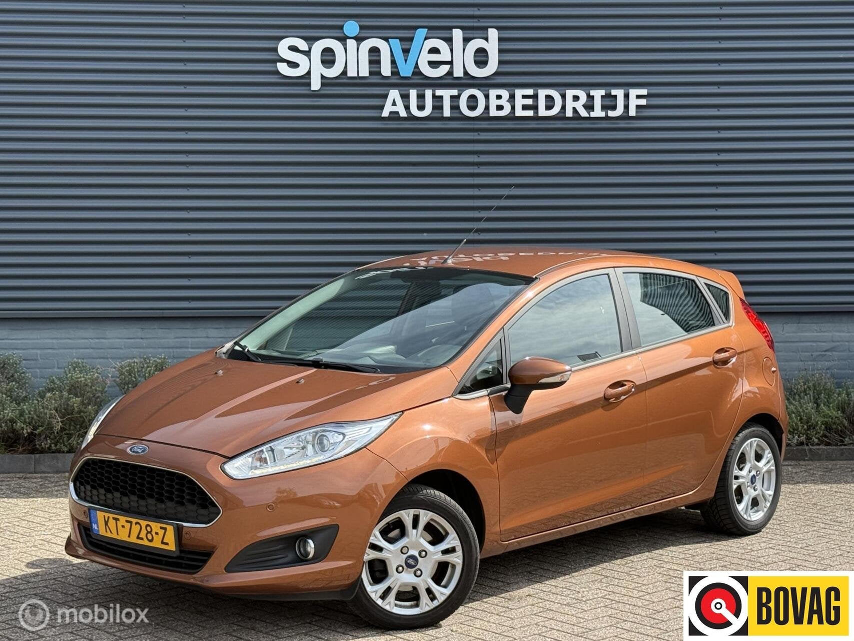 Ford Fiesta 1.0 Style Ultimate - Navi - Trekhaak - Pdc -, Voorwielaandrijving, Euro 6, 525 kg, 23 km/l