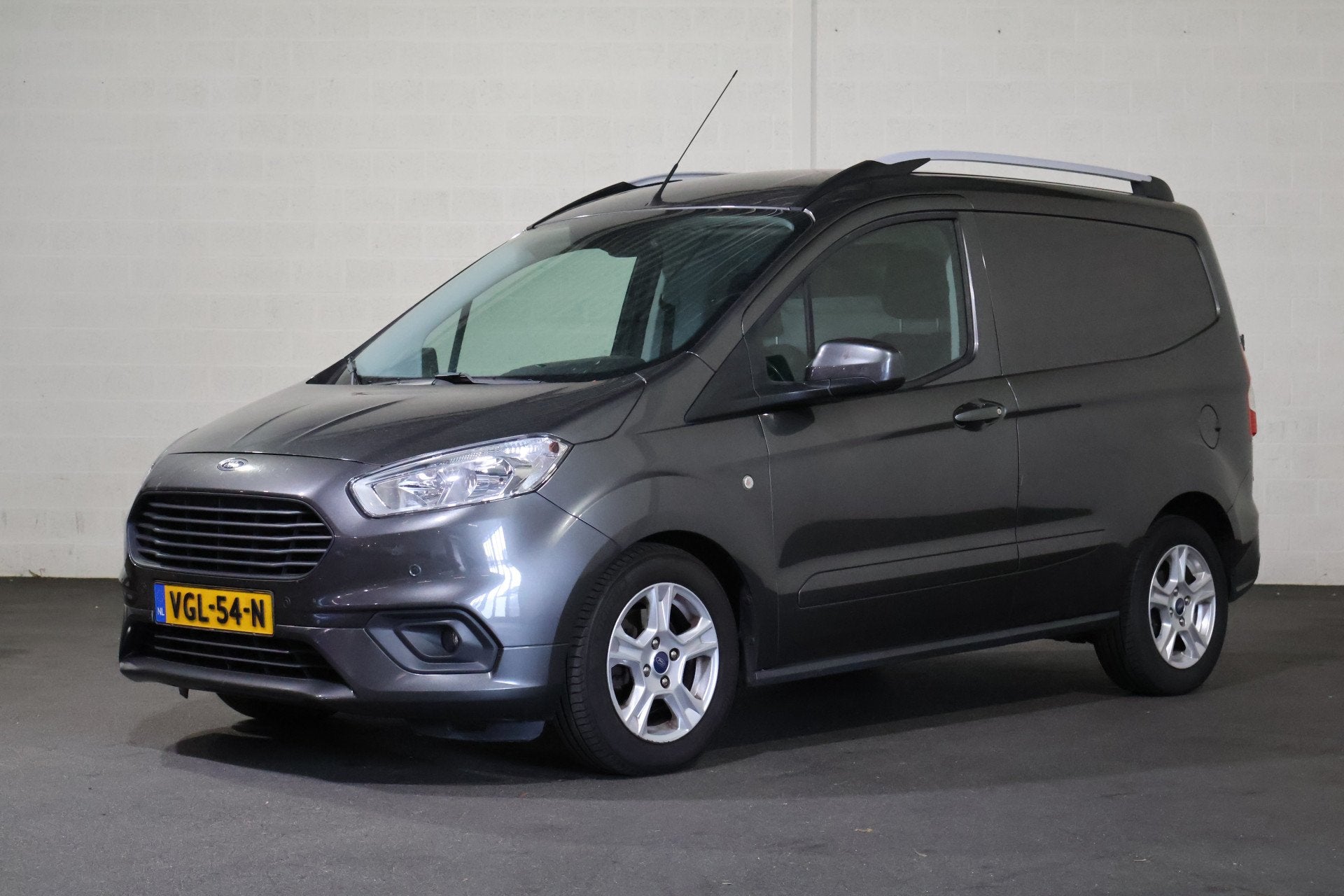 Ford Transit Courier 1.5 TDCI Limited Duratorq S&S, Auto's, Voorwielaandrijving, Euro 6, 4 cilinders, Origineel Nederlands
