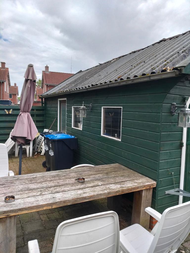Gratis schuur, Tuin en Terras, Tuinhuizen, Ophalen, Schuur, 2 ramen, 500 cm of meer