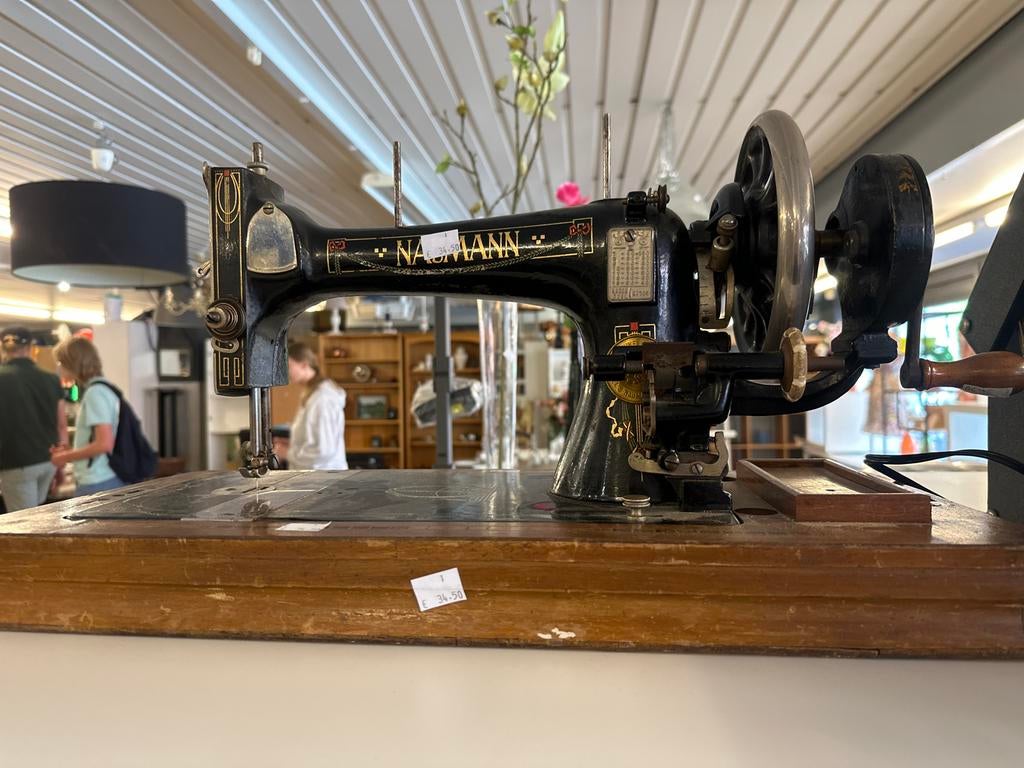 Antieke Naumann Naaimachine - Decoratief Stuk, Ophalen