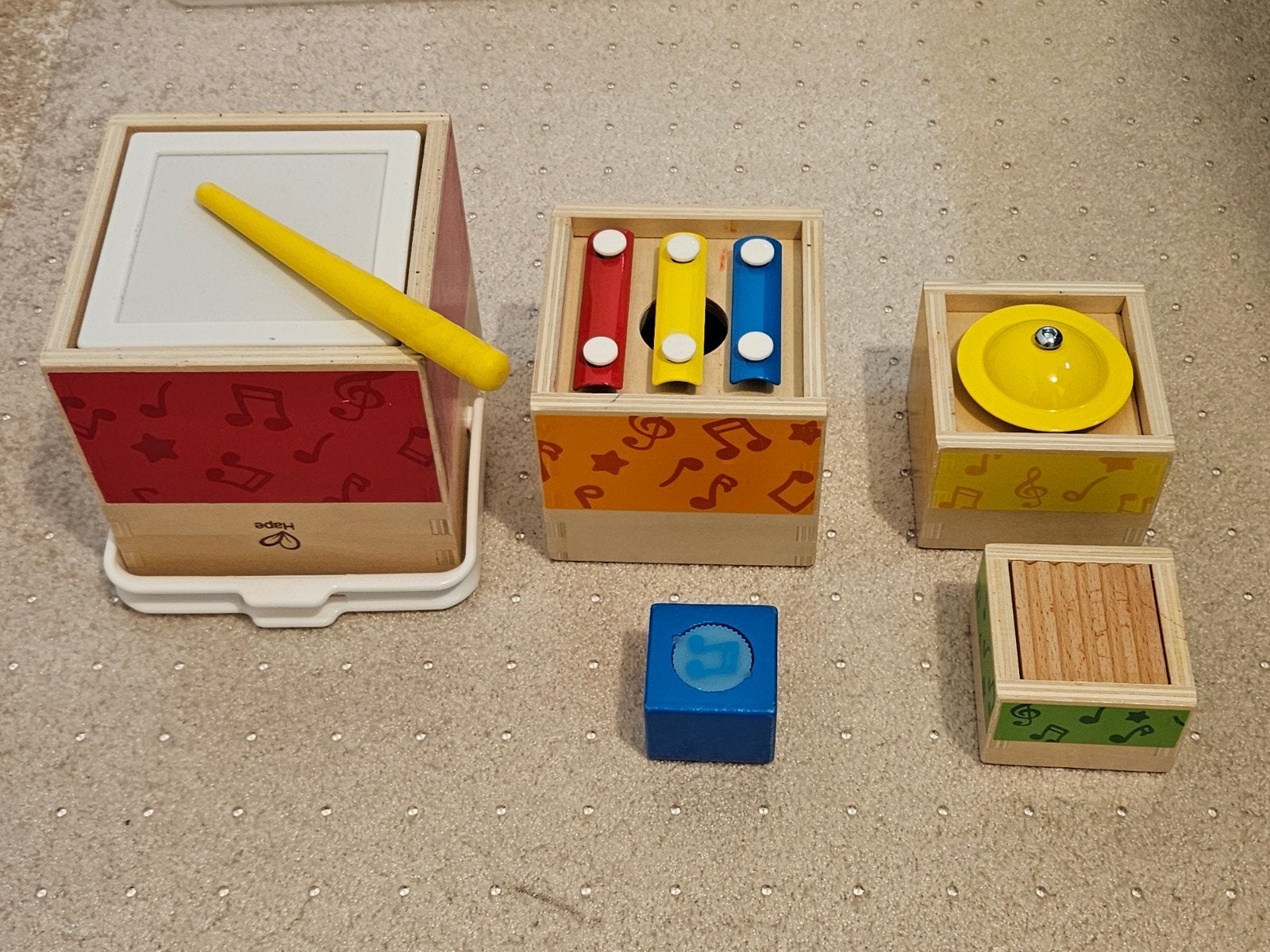 Hape Muzikale Stapelinstrumenten van haut, Ophalen of Verzenden, Gebruikt, Overige typen, Met geluid
