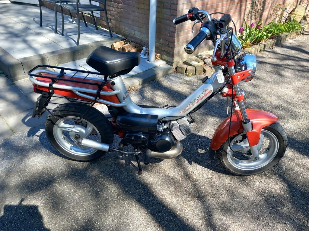 Zeer mooie Tomos, Fietsen en Brommers, Brommers | Tomos, Ophalen, Zo goed als nieuw, Standard