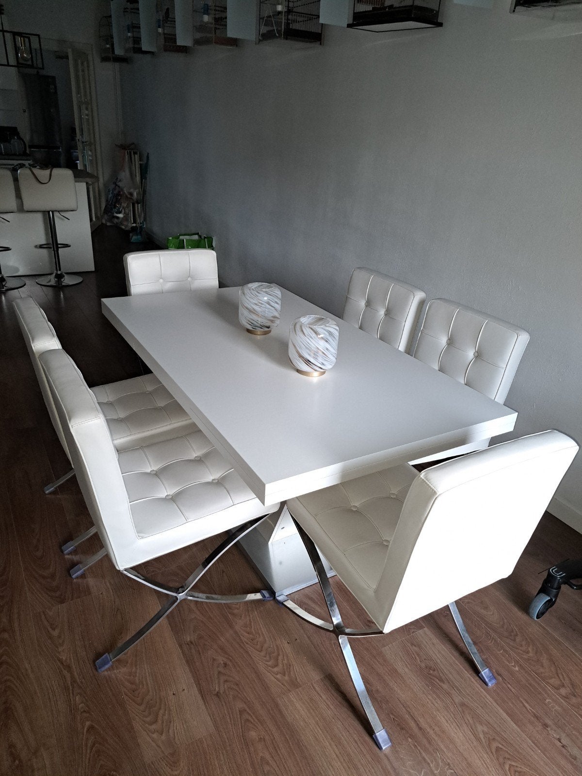 Moderne uitschuifbare eettafel met 6 stoelen, Huis en Inrichting, Zo goed als nieuw, Vijf personen of meer, 150 tot 200 cm, Modern