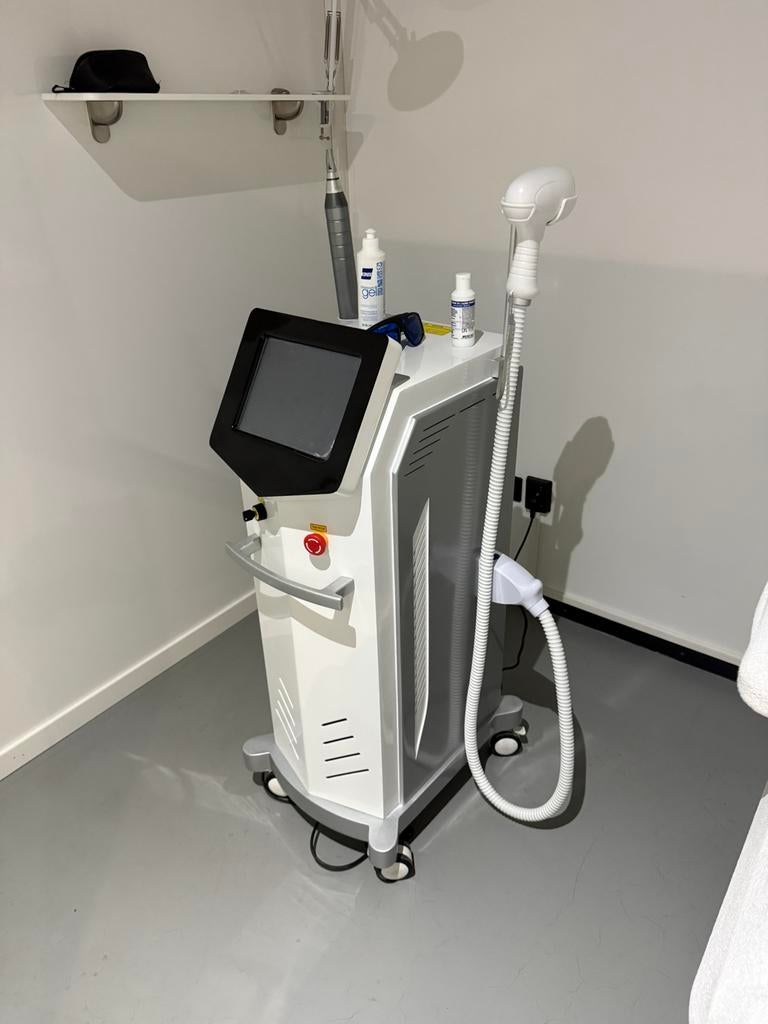 Picosecond diode ice triple wave tattoo haar laser, Witgoed en Apparatuur, Persoonlijke-verzorgingsapparatuur, Ophalen of Verzenden