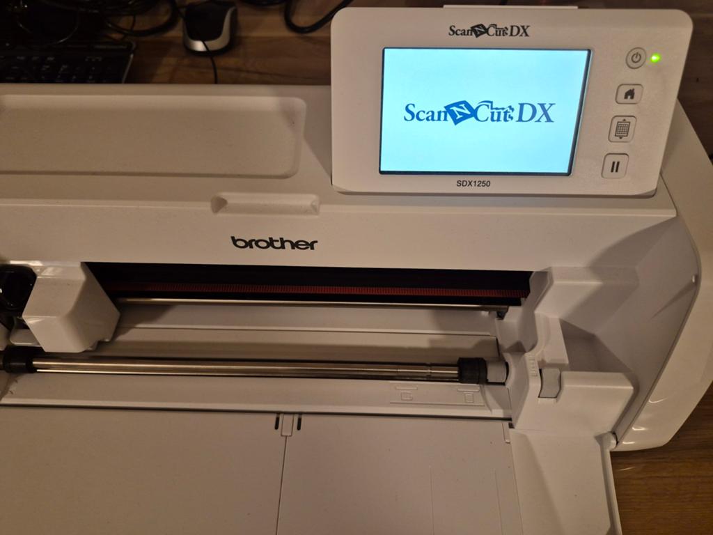 SDX1250 Brother Scan N Cut - Snijmachine - incl accessoires, Ophalen of Verzenden, Zo goed als nieuw, Machine, Brother