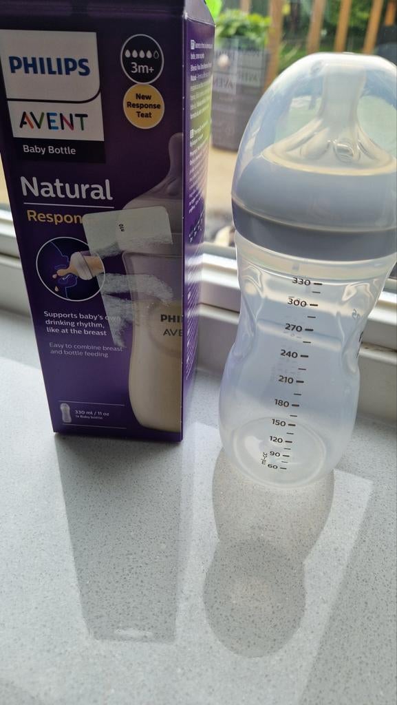 Twee Philips Avent Natural Response babyflessen, Kinderen en Baby's, Babyvoeding en Toebehoren, Ophalen of Verzenden