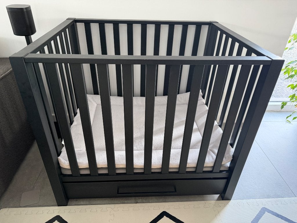 Baby box zwart, Ophalen, Gebruikt, Rechthoekig, In hoogte verstelbaar