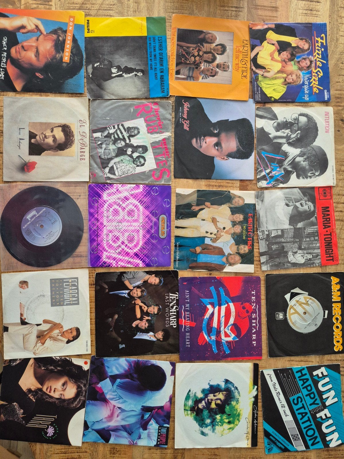 300 singles van alles wat., Ophalen of Verzenden, Zo goed als nieuw, Overige genres