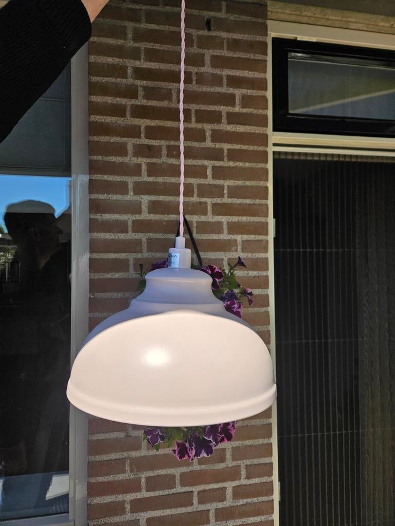 Roze hanglamp - Nieuwstaat, Ophalen of Verzenden, Zo goed als nieuw, Metaal, Minder dan 50 cm