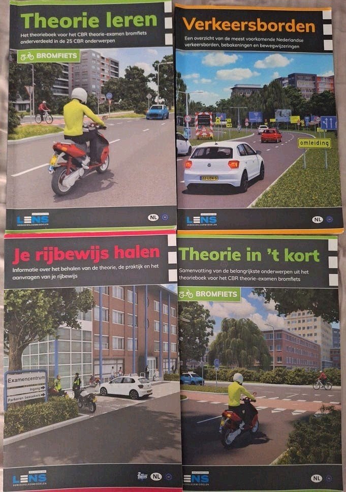 Bromfiets scooter theorieboeken set (4 boeken), Boeken, Studieboeken en Cursussen, Ophalen of Verzenden, Zo goed als nieuw, Overige niveaus