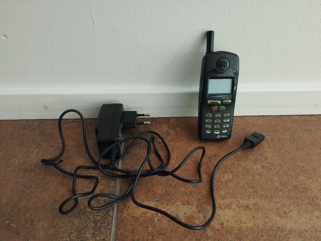 Vintage GSM Pocketline Orion van PTT Telecom/KPN, Gebruikt, Geen camera, Zwart, Ophalen of Verzenden