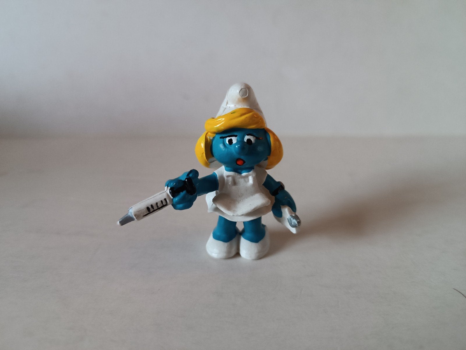 Schleich Smurfen Collectie: Verpleegster Smurfin, Ophalen of Verzenden, Gebruikt, Overige Smurfen, Poppetje, Figuurtje of Knuffel