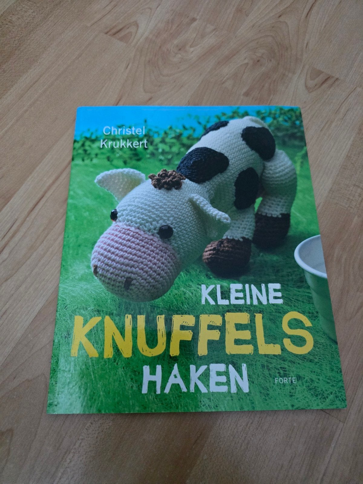 Kleine Knuffels Haken - Patroonboek Christel Krukker, Ophalen of Verzenden, Haken, Patroon of Boek