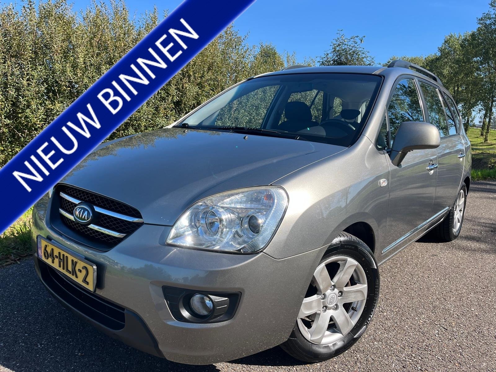 Kia Carens 2.0 | Clima | Cruise | Parkeersens. | Trekhaak, Auto's, Voorwielaandrijving, Gebruikt, 4 cilinders, 700 kg