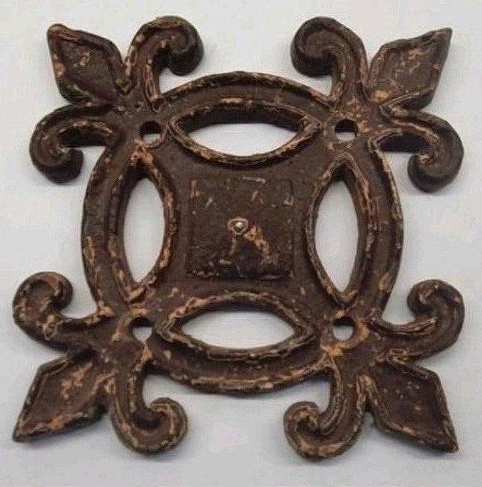 Gietijzer ornament franse lelie. 14 cm x 14 cm., Ophalen of Verzenden