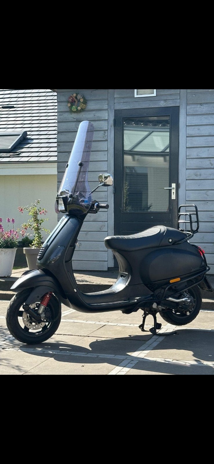 Matzwarte Vespa Sport - Goed onderhouden, Fietsen en Brommers, Scooters | Vespa, Ophalen, Gebruikt, Maximaal 45 km/u, Vespa LXV